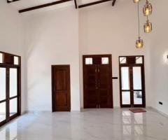 house for sale in Athurugiriya