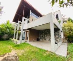 House for Sale in Kirindiwela