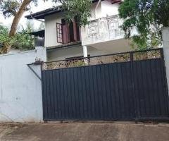 𝗦𝗽𝗮𝗰𝗶𝗼𝘂𝘀 𝗛𝗼𝘂𝘀𝗲 𝘄𝗶𝘁𝗵 𝗜𝗻𝗰𝗼𝗺𝗲 𝗚𝗲𝗻𝗲𝗿𝗮𝘁𝗶𝗻𝗴 𝗔𝗻𝗻𝗲𝘅 in Malabe