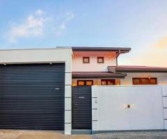 House for sale in Athurugiriya