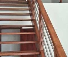 Solid house for sale in Dehiwela