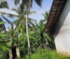 A land with 70 perches house for sale in Beliatta