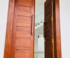 𝘓𝘶𝘹𝘶𝘳𝘺 𝘏𝘰𝘶𝘴𝘦𝘴 𝘧𝘰𝘳 𝘴𝘢𝘭𝘦 𝘪𝘯 𝘞𝘢𝘵𝘵𝘢𝘭𝘢 𝘔𝘢𝘩𝘢𝘣𝘢𝘨𝘦.