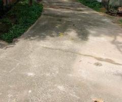 Land with House for Sale in Kadawtha