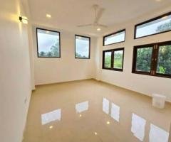 House for Sale in Athurugiriya