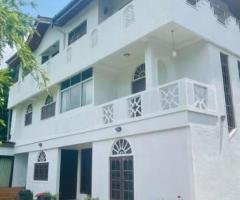 3-Storey House with Annex for Sale – Katugasthota