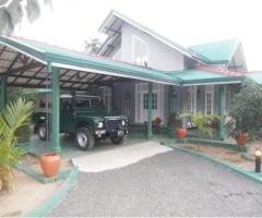 Holiday bungalow for sale in Katharagama.