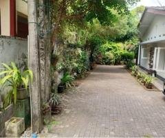 18 Perches Single story For sale in Rajamahawihara Road Pitakotte.