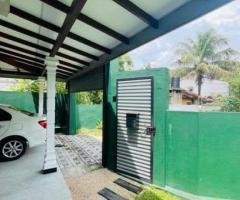 Single Storey Luxury House For Sale In Athurugirya kaduwela road