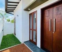 Brand New Single Story House For Sale In  galwarudsawa Road  Athurugirya