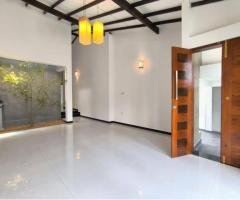 Modern Single Storey House roof top with room in Athurugiriya