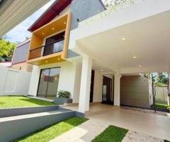 The Architecturally Designed Brand New Two Storyed House At Kesbewa
