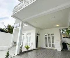 House at AMARAGODA ROAD,HOKANDARA (TALAWATHUGODA )for immediately sale