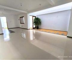 Brand New Super Luxury Three Story House For Sale In Jayawardhana Road Athurugiriya