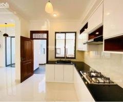 Ultra Luxury 3-Storey Dream Home with Rooftop & Bar – Malabe