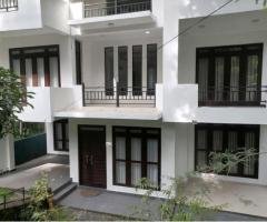 House available for sale in Kandy, polgolla