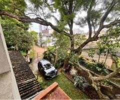 Furnished House With Land  For Sale In Mount Lavinia