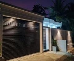 BRAND NEW LUXURY SINGLE STOREY HOUSE FOR SALE – ATHURUGIRIYA 🔵✨🏠📍🌴