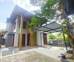 Two Story House For Sale In Kottawa Malabe Road Vidayala Junction 🔵✨🏠📍🌴