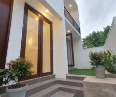 Brand New Modern House for Sale – Thalawathugoda / Hokandara