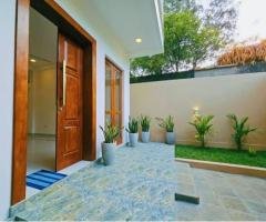 Brand New 2-Storied House for Sale – Malabe, Kahanthota Road