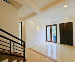Brand New Modern House for Sale – Thalawathugoda / Hokandara