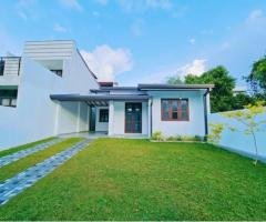 House for Sale in Athurugiriya