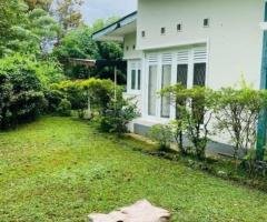 Single story house available for sale in Kandy, watapuluwa