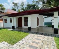 Brand new 10 perches house for sale in Athurugiriya - Korathota