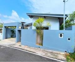 Brand New Luxury Two-Storey House for Sale – Polgasowita