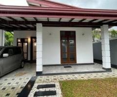 Luxury House for Sale – Athurugiriya