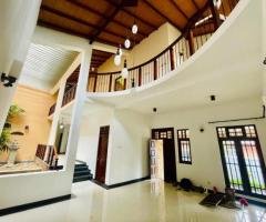 Spacious Luxury Family Home on 20 Perches – Kiribathgoda ✨🏡
