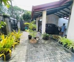 House for sale Athurugiriya  Millennium City.