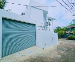 Brand New Modern House for Sale – Thalawathugoda / Hokandara