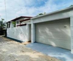 Brand New Single Story House For Sale In  galwarudsawa Road  Athurugirya