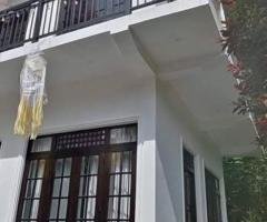 Two story house is for sale in Peradeniya