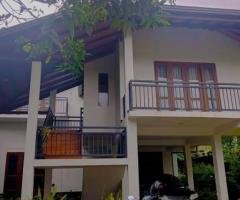 A  house is for sale in pilimathalawa