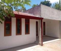 A Modern Three story house is for sale in Kiribathkumbura. Kandy